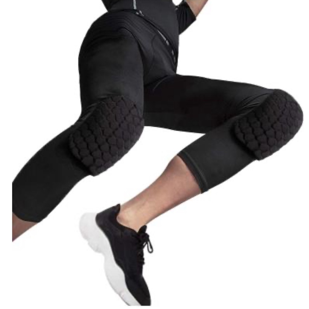 TUOY Padded Pants with Knee Pad 3/4 Capri Compression Size Youth Medium NWT